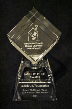 Pihos Award - Ladish Pihos Award 2021